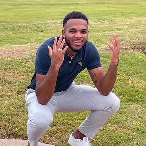 Meet your Posher, Xavier